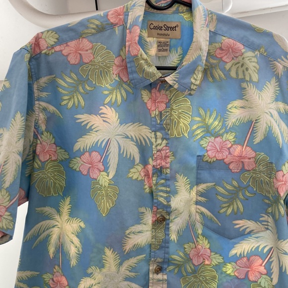 Sold-Set of 3- Cooke Street Honolulu Hawaiian Shirts-Large - Picture 9 of 16